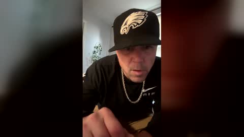 Snapshot of tommy_knuckles chatting on 12/19/25, 09:33 Tommy online show from 12/19/25, 09:33