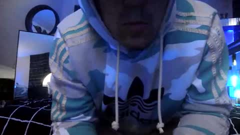 Snapshot of tommy_knuckles chatting on 02/01/26, 09:52 Tommy online show from 02/01/26, 09:52