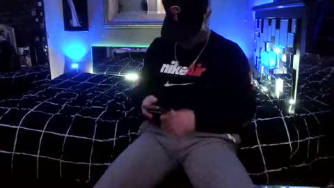 Snapshot of tommy_knuckles chatting on 02/03/26, 08:41 Tommy online show from 02/03/26, 08:41