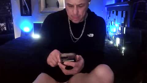 Snapshot of tommy_knuckles chatting on 02/06/26, 01:21 Tommy online show from 02/06/26, 01:21