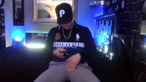 Snapshot of tommy_knuckles chatting on 02/07/26, 03:27 Tommy online show from 02/07/26, 03:27