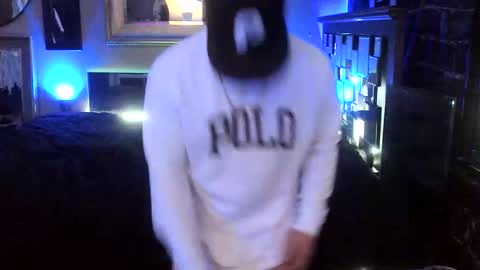 Snapshot of tommy_knuckles chatting on 02/19/26, 10:33 Tommy online show from 02/19/26, 10:33