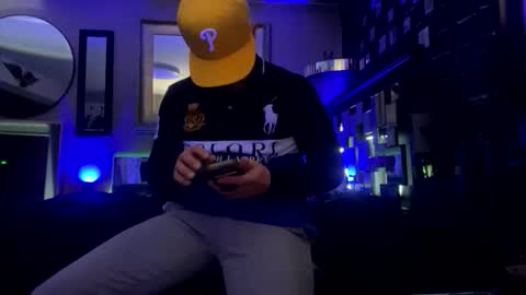 Snapshot of tommy_knuckles chatting on 02/22/26, 10:14 Tommy online show from 02/22/26, 10:14