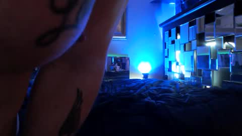 Snapshot of tommy_knuckles chatting on 02/24/26, 01:58 Tommy online show from 02/24/26, 01:58