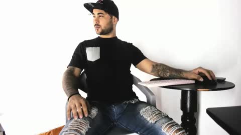 tommy_sccott online show from 10/16/25, 10:33