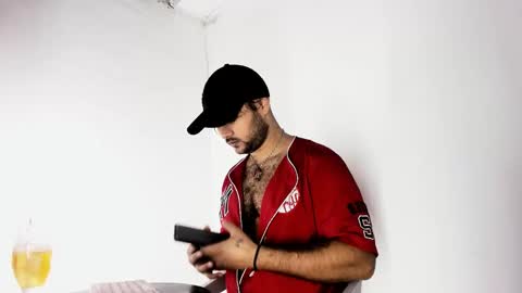 tommy_sccott online show from 10/17/25, 10:23