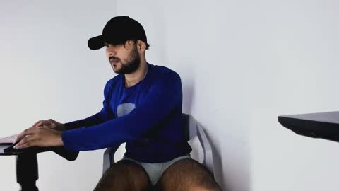 tommy_sccott online show from 10/28/25, 12:03