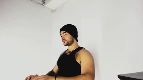 tommy_sccott online show from 11/04/25, 09:36