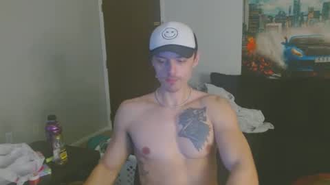 Snapshot of tommystrokes_ chatting on 02/06/25, 02:11 Tommy Strokes online show from 02/06/25, 02:11