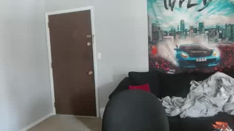 Snapshot of tommystrokes_ chatting on 12/15/25, 05:06 Tommy Strokes online show from 12/15/25, 05:06