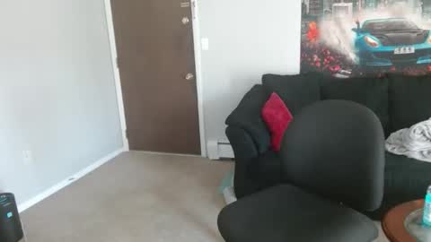 Snapshot of tommystrokes_ chatting on 01/08/26, 06:43 Tommy Strokes online show from 01/08/26, 06:43