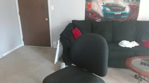 Snapshot of tommystrokes_ chatting on 02/23/26, 05:21 Tommy Strokes online show from 02/23/26, 05:21