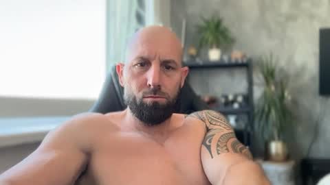 Thomas Fit online show from 06/25/26, 07:13