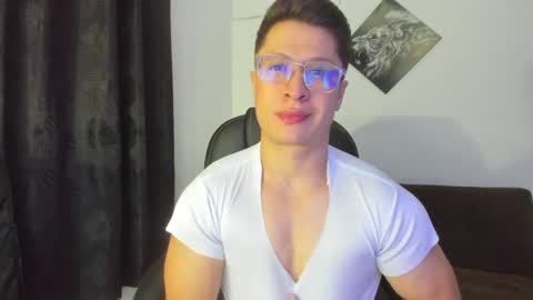 Snapshot of tomson_cruzz chatting on 12/21/24, 05:03 Tomson Cruz... Instagram is.. matthew 10441 online show from 12/21/24, 05:03