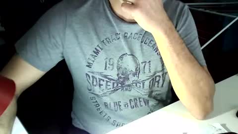 Tom online show from 01/12/25, 03:36