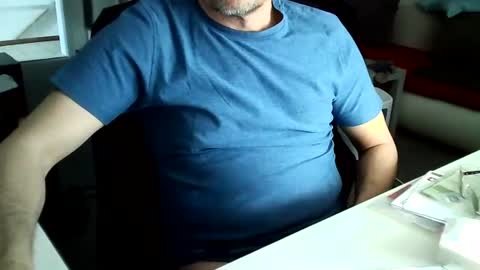 Tom online show from 02/21/25, 09:02