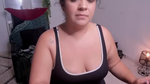 lady blue online show from 09/23/25, 10:24