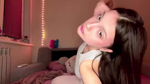 Snapshot of tonimechling chatting on 03/23/26, 02:54 Nana and Sara online show from 03/23/26, 02:54