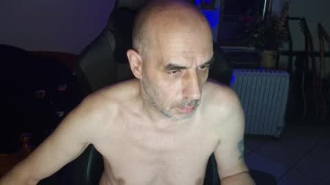 Snapshot of toninspektor chatting on 10/02/25, 06:15 toninspektor online show from 10/02/25, 06:15