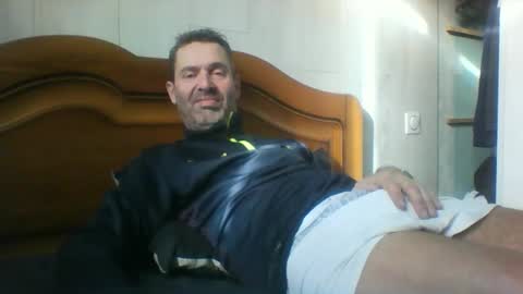 Snapshot of tonio1972 chatting on 12/15/25, 11:36 tonio1972 online show from 12/15/25, 11:36