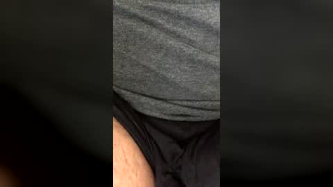 Snapshot of toniylno chatting on 06/14/26, 01:35 toniylno online show from 06/14/26, 01:35