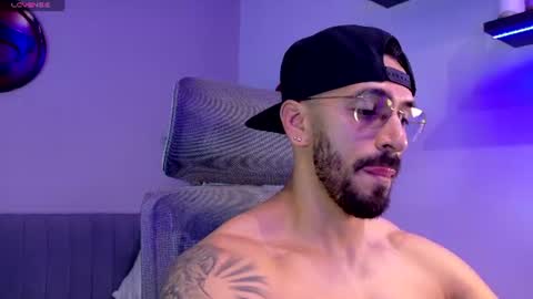 Snapshot of tony_muscle1 chatting on 07/26/26, 12:12 tony muscle1 online show from 07/26/26, 12:12
