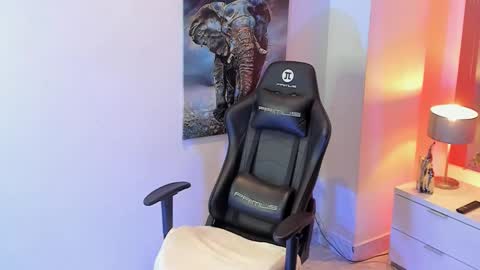 Snapshot of tony_petrov chatting on 02/06/26, 05:01 tony_petrov online show from 02/06/26, 05:01