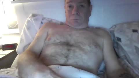 Snapshot of tonygibbson62 chatting on 02/23/25, 11:04 tonygibbson62 online show from 02/23/25, 11:04
