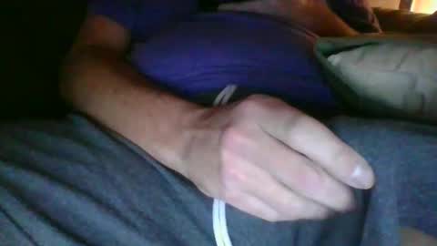 Snapshot of tonyntrish chatting on 02/19/25, 06:11 cum goal 100 online show from 02/19/25, 06:11