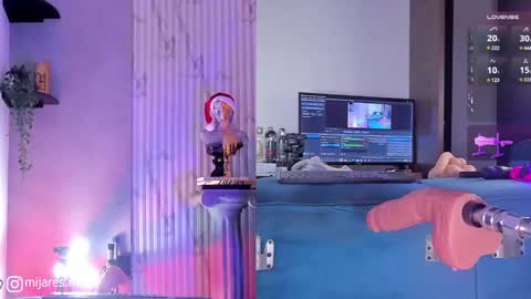 Call me Tony  Instagram -   X -  Tonymjr online show from 12/31/24, 10:23