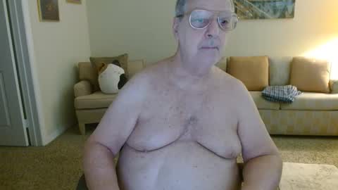 Snapshot of tonysview12000 chatting on 01/06/26, 08:12 tonysview12000 online show from 01/06/26, 08:12