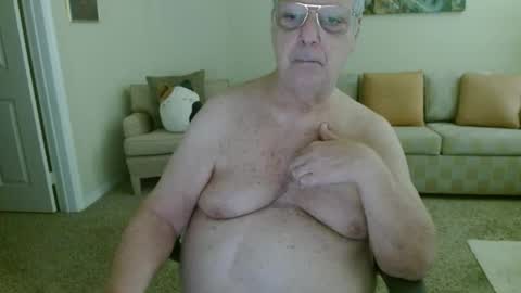 Snapshot of tonysview12000 chatting on 02/05/26, 08:35 tonysview12000 online show from 02/05/26, 08:35