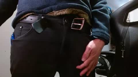 tonytonytony3001 online show from 01/25/25, 08:21