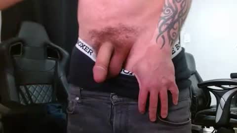 tonytonytony3001 online show from 01/31/25, 01:22