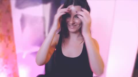 Snapshot of too_beautiful chatting on 02/20/25, 10:59 Elizabeth online show from 02/20/25, 10:59