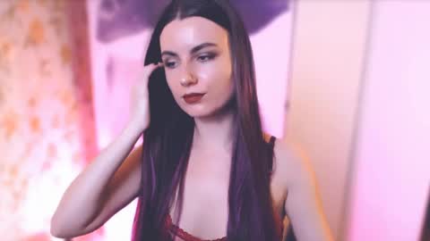 Snapshot of too_beautiful chatting on 02/24/25, 06:16 Elizabeth online show from 02/24/25, 06:16