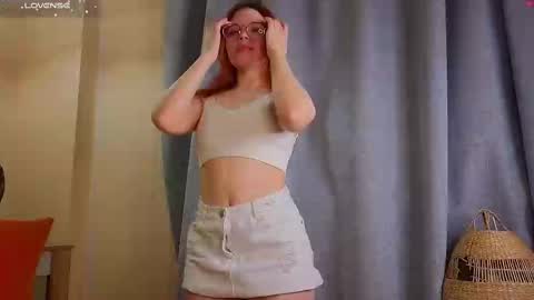 Snapshot of too_cute_blonde_girl chatting on 02/27/25, 04:10 Hey hey Im Megan Pvt open. Im very glad to see you here online show from 02/27/25, 04:10