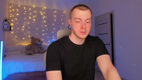 Snapshot of toohornyserj chatting on 12/08/24, 07:54 toohornyserj online show from 12/08/24, 07:54