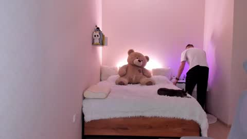 Snapshot of toohornyserj chatting on 02/01/25, 08:47 toohornyserj online show from 02/01/25, 08:47