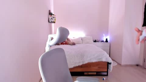 Snapshot of toohornyserj chatting on 02/24/25, 12:09 toohornyserj online show from 02/24/25, 12:09