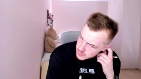 Snapshot of toohornyserj chatting on 03/11/25, 09:37 toohornyserj online show from 03/11/25, 09:37