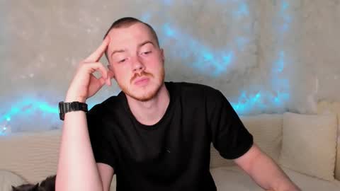 Snapshot of toohornyserj chatting on 10/14/25, 10:21 toohornyserj online show from 10/14/25, 10:21