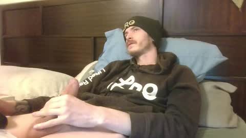 Snapshot of tootall803 chatting on 01/17/25, 01:57 TooTall803 online show from 01/17/25, 01:57