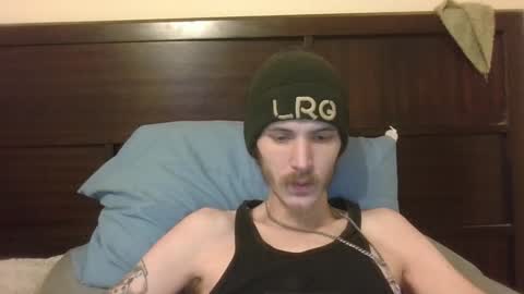 Snapshot of tootall803 chatting on 01/25/25, 02:15 TooTall803 online show from 01/25/25, 02:15