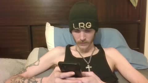 Snapshot of tootall803 chatting on 02/01/25, 04:46 TooTall803 online show from 02/01/25, 04:46