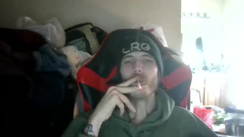 Snapshot of tootall803 chatting on 03/05/25, 02:57 TooTall803 online show from 03/05/25, 02:57