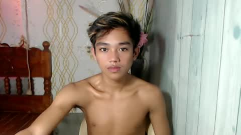 Snapshot of toothlessxx chatting on 07/04/26, 06:19 jhonrex online show from 07/04/26, 06:19