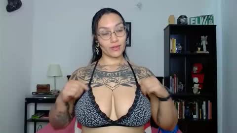 toothyy online show from 05/05/26, 05:10