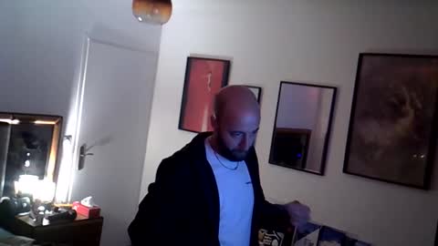 tootsybird69 online show from 06/11/26, 12:32