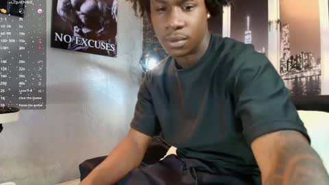 Snapshot of toower_ chatting on 04/21/26, 04:08 T O W E R online show from 04/21/26, 04:08